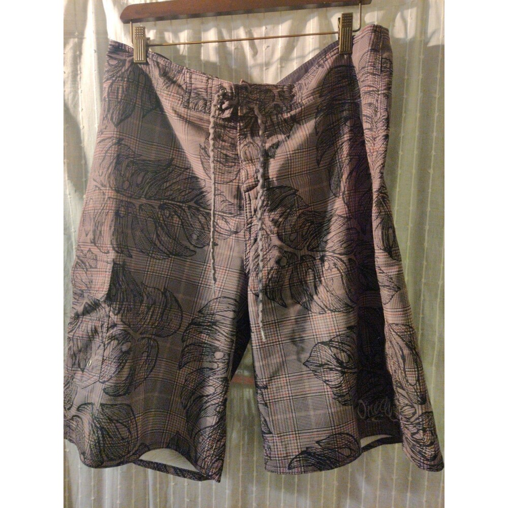 O'Neill boardshorts size 34